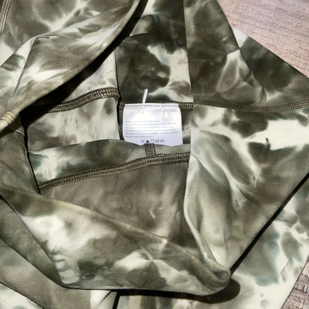 lululemon Align™ High-Rise Pant 25” Diamond Dye Olive - Picture 3 of 4